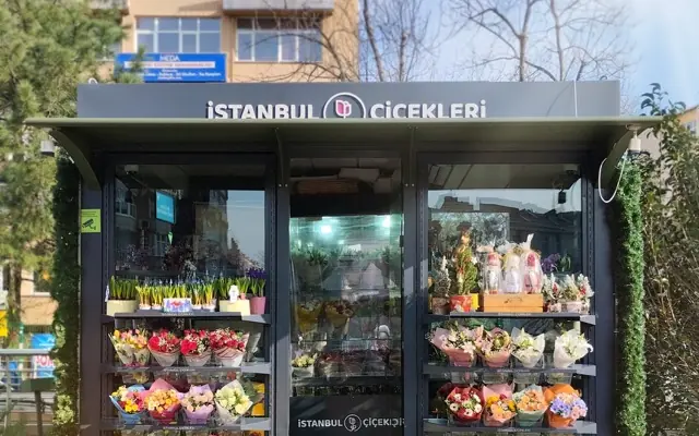 4. Levent Metro – Büyükdere Cad., Beşiktaş ilçesindeki İstanbul Çiçekleri mağazası